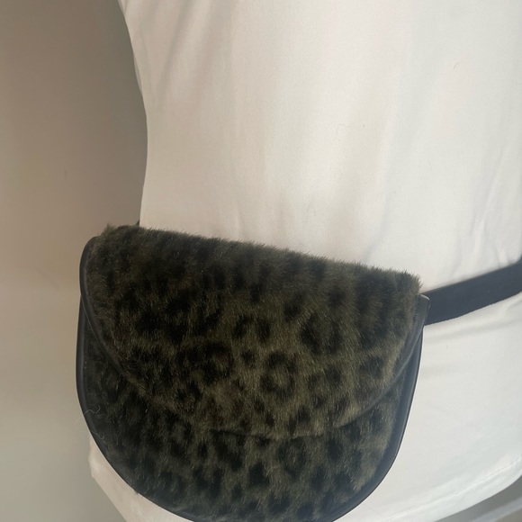 Yves Saint Laurent mini belt bag with clips bumbag fannypack leather Cheetah - Picture 4 of 7